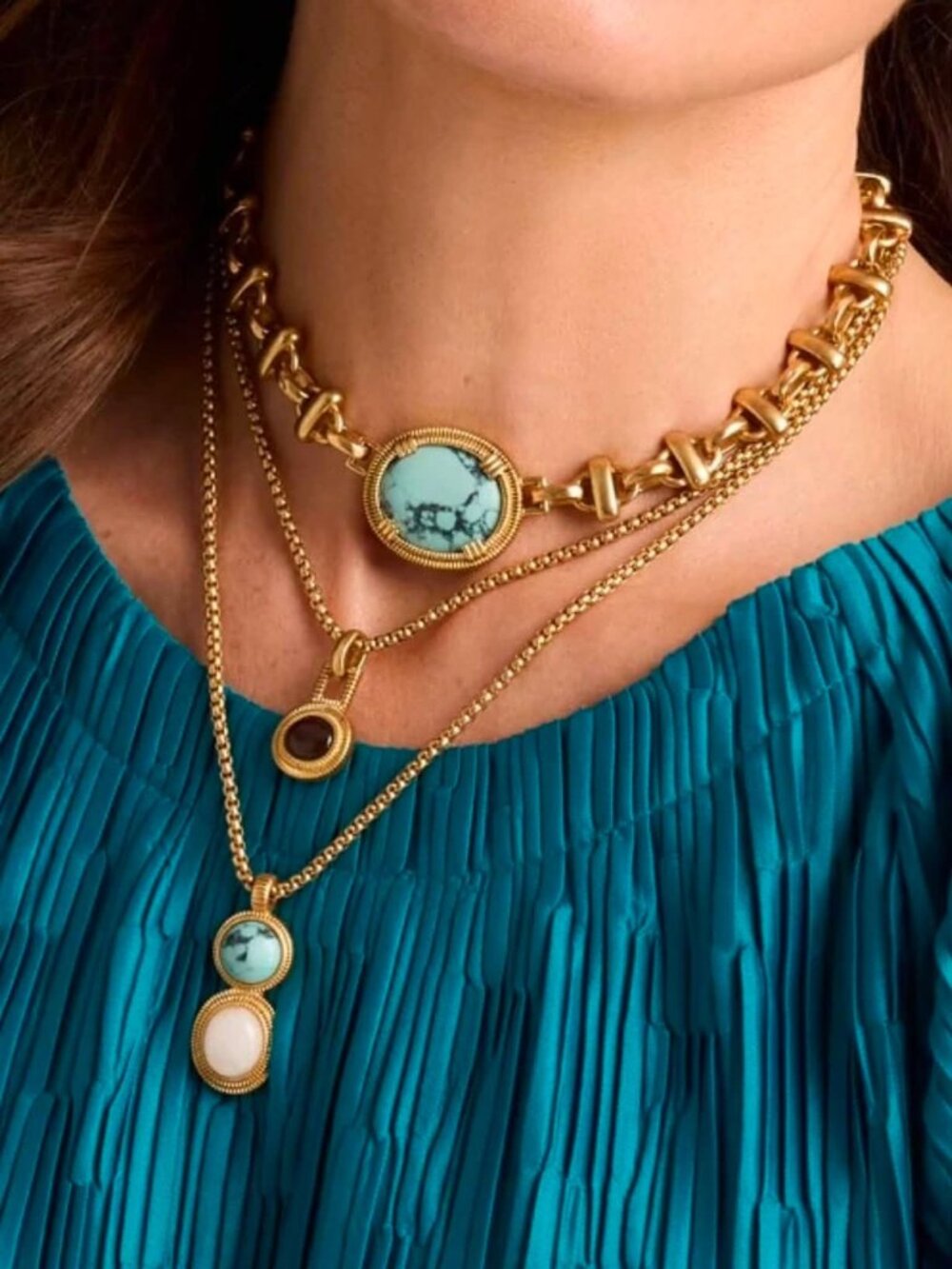 NWT Chico’s multistrand convertible medallion pendant necklace.